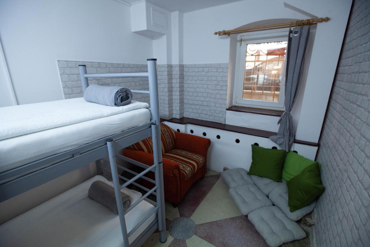 Oradea Central Hostel Kültér fotó