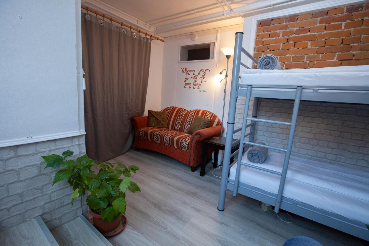Oradea Central Hostel Kültér fotó
