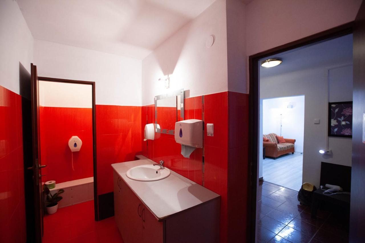 Oradea Central Hostel Kültér fotó